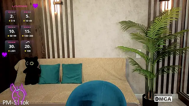 Holl1Would online show from 02.23.26