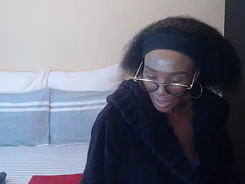 Snapshot of yummycherryxx chatting on 07.11.26 yummycherryxx online show from 07.11.26