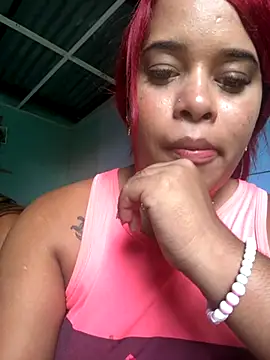 Snapshot of sweet_morbid_hot chatting on 10.23.25 sweet morbid hot online show from 10.23.25