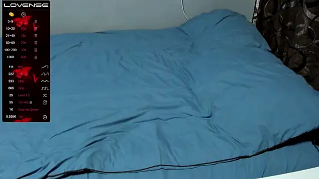 Snapshot of eva_zero chatting on 12.13.24 eva zero online show from 12.13.24