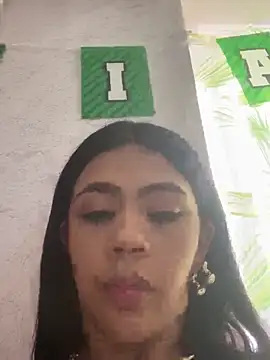 Snapshot of AntonellaRossi chatting on 06.15.26 AntonellaRossi online show from 06.15.26