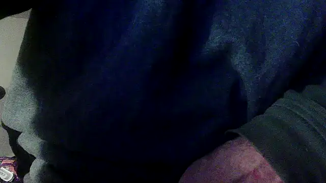 Snapshot of OralDesires2 chatting on 12.07.24 OralDesires2 online show from 12.07.24