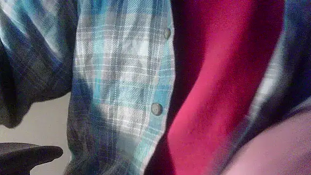 Snapshot of OralDesires2 chatting on 01.19.25 OralDesires2 online show from 01.19.25