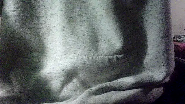 Snapshot of OralDesires2 chatting on 02.15.25 OralDesires2 online show from 02.15.25