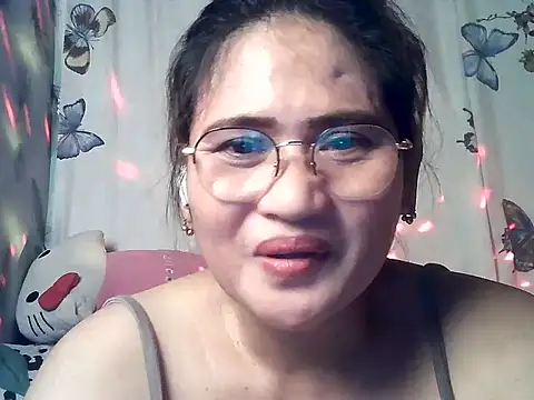 Snapshot of Amazing_Angel22 chatting on 03.25.26 Amazing Angel22 online show from 03.25.26