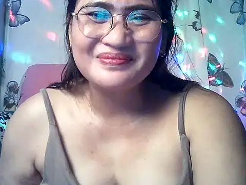 Snapshot of Amazing_Angel22 chatting on 04.09.26 Amazing Angel22 online show from 04.09.26