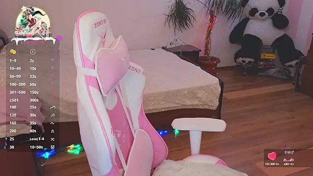 CyrilaPuff online show from 12.22.24