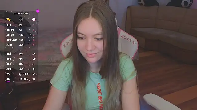 CyrilaPuff online show from 01.17.25