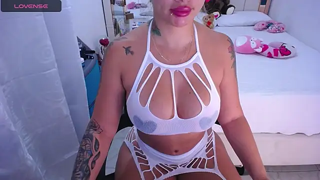 sara  stone1 online show from 02.03.25