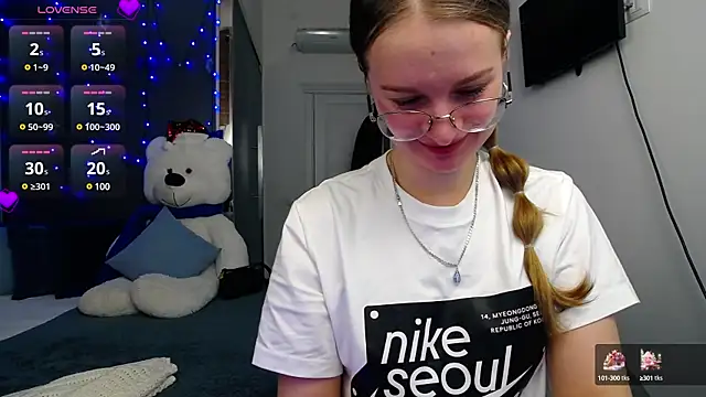 KateJonson online show from 01.08.25