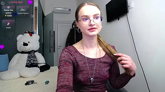 KateJonson online show from 01.27.25