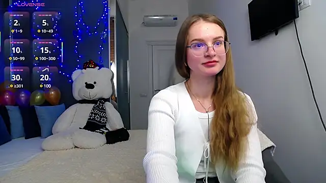 KateJonson online show from 02.13.25