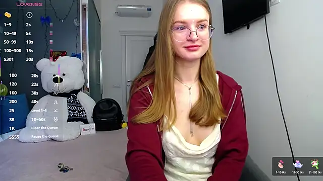 KateJonson online show from 03.06.25