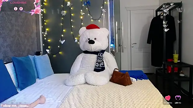 KateJonson online show from 09.26.25