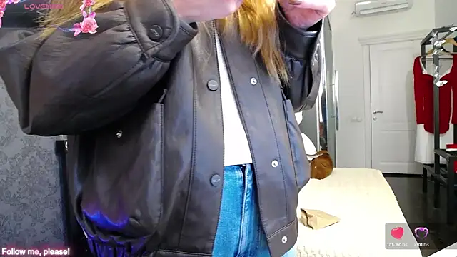 KateJonson online show from 09.30.25