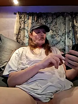 Snapshot of truckerlove69 chatting on 03.02.26 truckerlove69 online show from 03.02.26