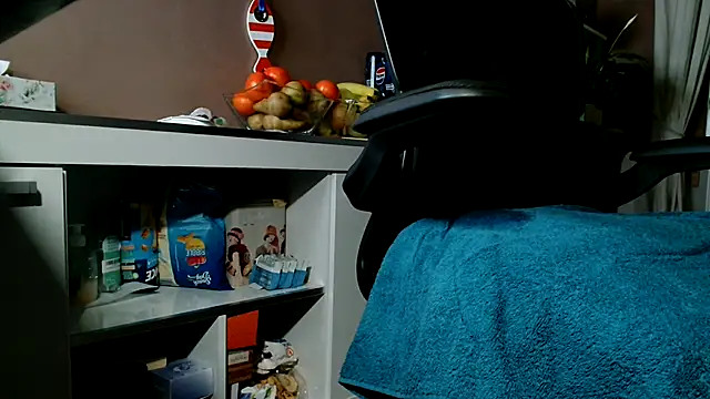 Snapshot of suedel65 chatting on 09.24.25 suedel65 online show from 09.24.25