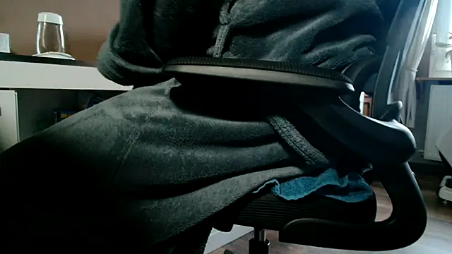 Snapshot of suedel65 chatting on 09.24.25 suedel65 online show from 09.24.25