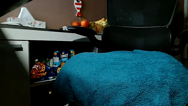 Snapshot of suedel65 chatting on 09.30.25 suedel65 online show from 09.30.25