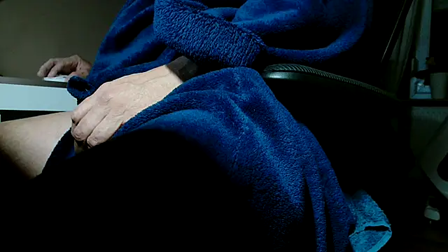 Snapshot of suedel65 chatting on 10.06.25 suedel65 online show from 10.06.25