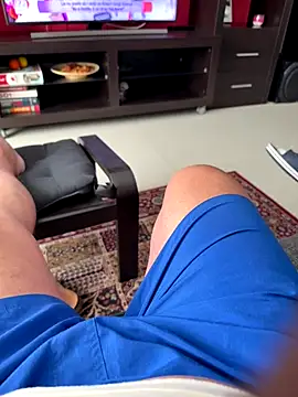 Snapshot of suedel65 chatting on 10.29.25 suedel65 online show from 10.29.25