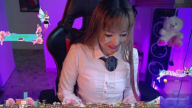 pink-2022 online show from 12.12.24