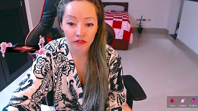 pink-2022 online show from 01.06.26