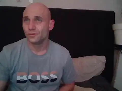 Snapshot of kuban chatting on 12.29.24 kuban online show from 12.29.24