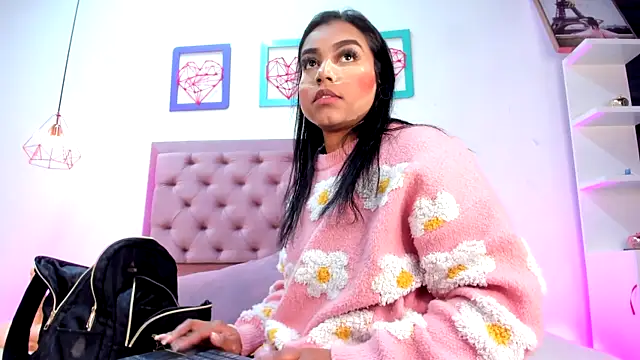 Eva Zc online show from 12.21.24