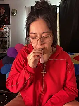 MsConejitaa online show from 12.10.24