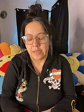 MsConejitaa online show from 01.15.25