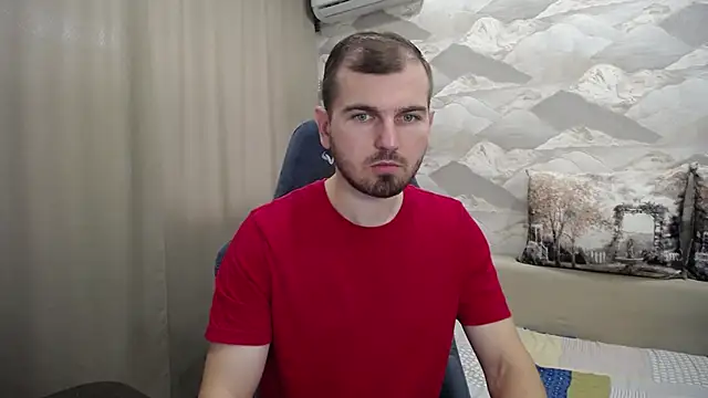 Snapshot of SerzhKorol1 chatting on 09.28.25 SerzhKorol1 online show from 09.28.25