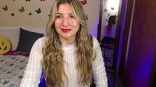 Jolie-Mature online show from 12.04.24