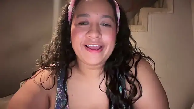 Big boobs lau  online show from 10.04.25