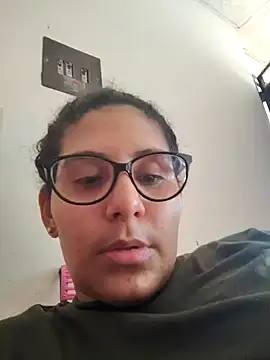 DanielleEvans  online show from 01.23.25