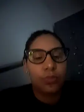DanielleEvans  online show from 02.07.25