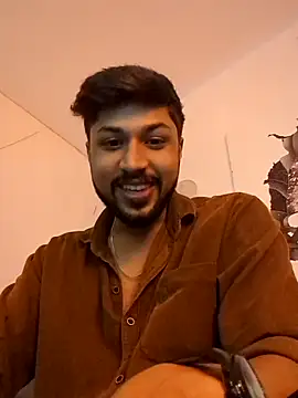 Snapshot of _IRRESISTIBLE_ chatting on 05.17.26 IRRESISTIBLE online show from 05.17.26