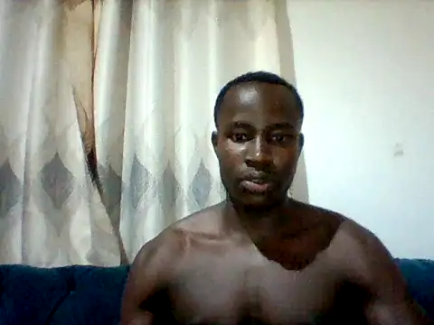 Snapshot of mclntz_bbc chatting on 04.30.26 mclntz bbc online show from 04.30.26