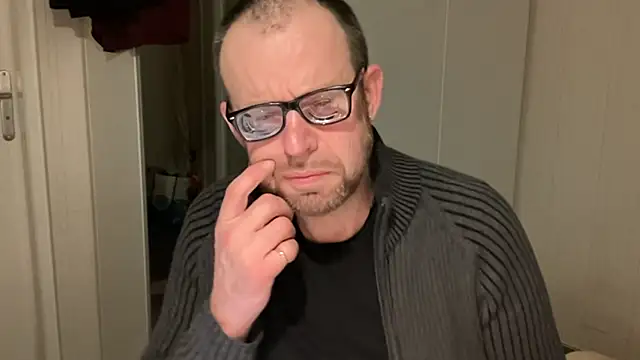 FABIOGLASSES online show from 12.03.25