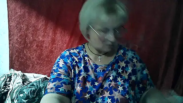 Snapshot of Gina_Marlyn chatting on 05.12.26 Gina Marlyn online show from 05.12.26