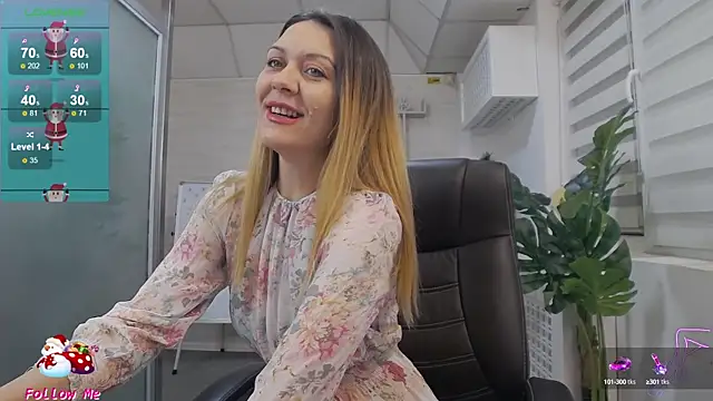 Snapshot of EllaMilf_ chatting on 12.25.24 EllaMilf online show from 12.25.24