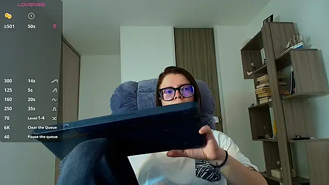 Arya starrk online show from 10.22.25