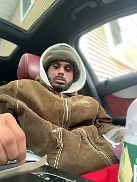 Snapshot of dingoding chatting on 01.06.25 dingoding online show from 01.06.25