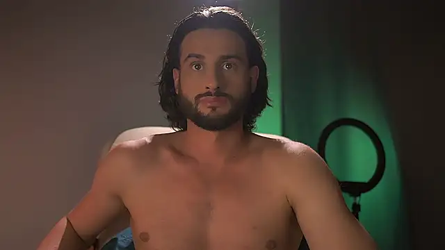 Snapshot of Keen___Luckystrike chatting on 10.06.25 Keen Luckystrike online show from 10.06.25