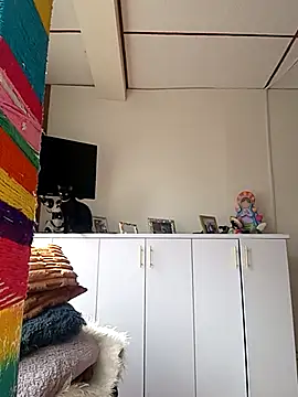 kelly dirty  online show from 10.30.25