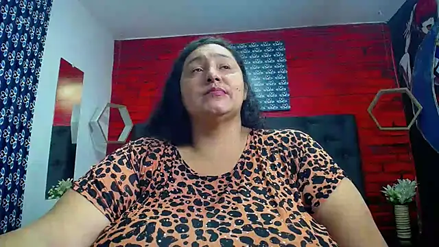 TistMature online show from 01.15.25