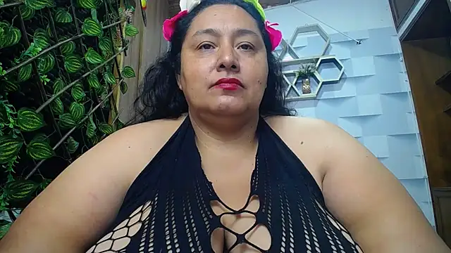 TistMature online show from 11.13.25