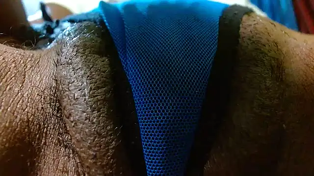 Snapshot of bethanywilson_23 chatting on 10.17.25 bethanywilson 23 online show from 10.17.25