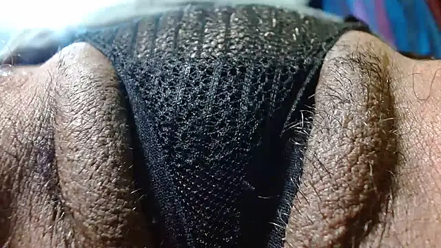 Snapshot of bethanywilson_23 chatting on 10.23.25 bethanywilson 23 online show from 10.23.25