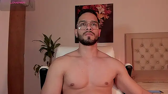 Snapshot of Josseph1_ chatting on 09.30.25 Josseph1 online show from 09.30.25